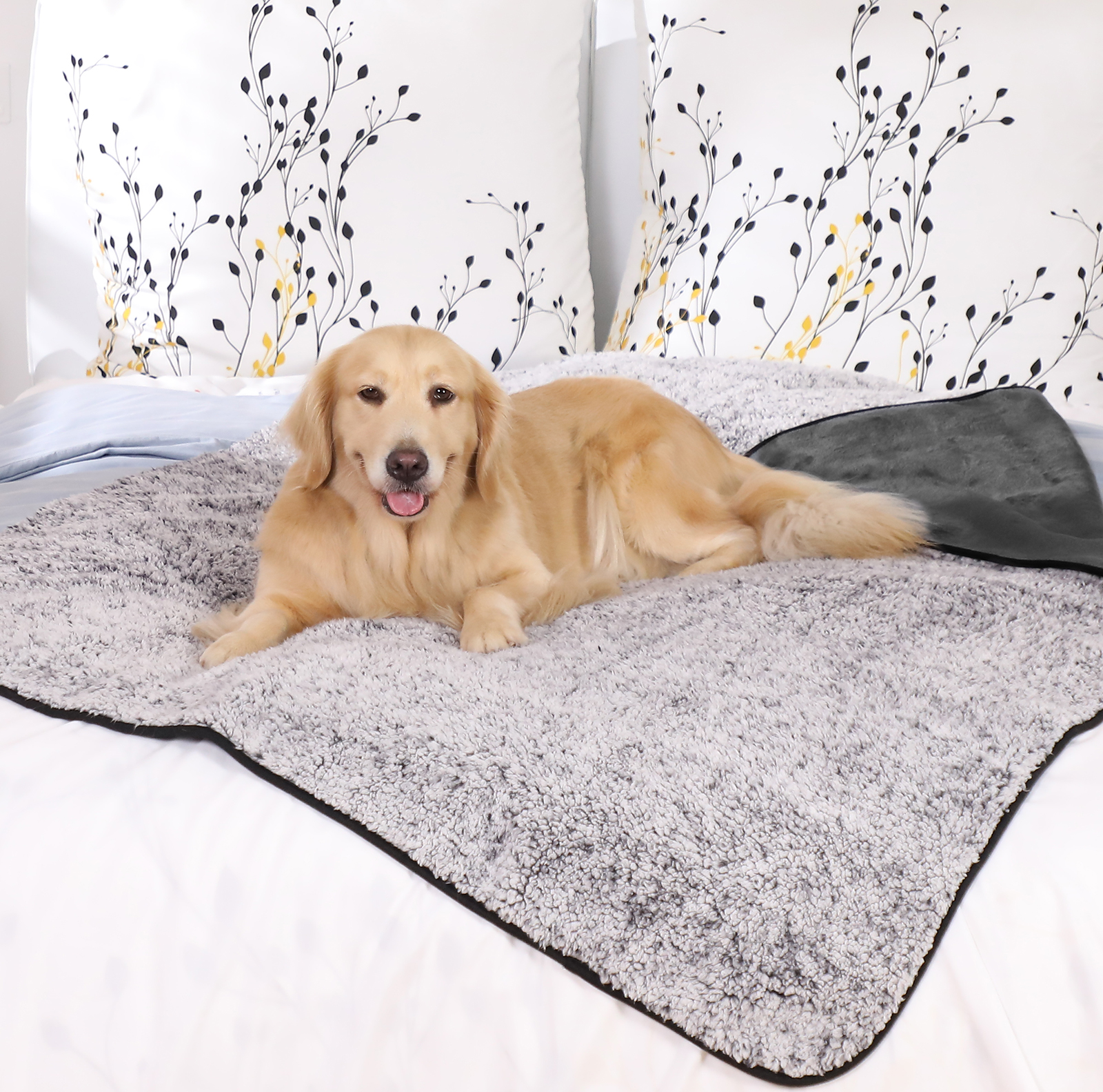 Dog Blanket Waterproof Sherpa Fleece Blanket Sofa Protector Bed Sofa Cat Blanket - Picture 15 of 28